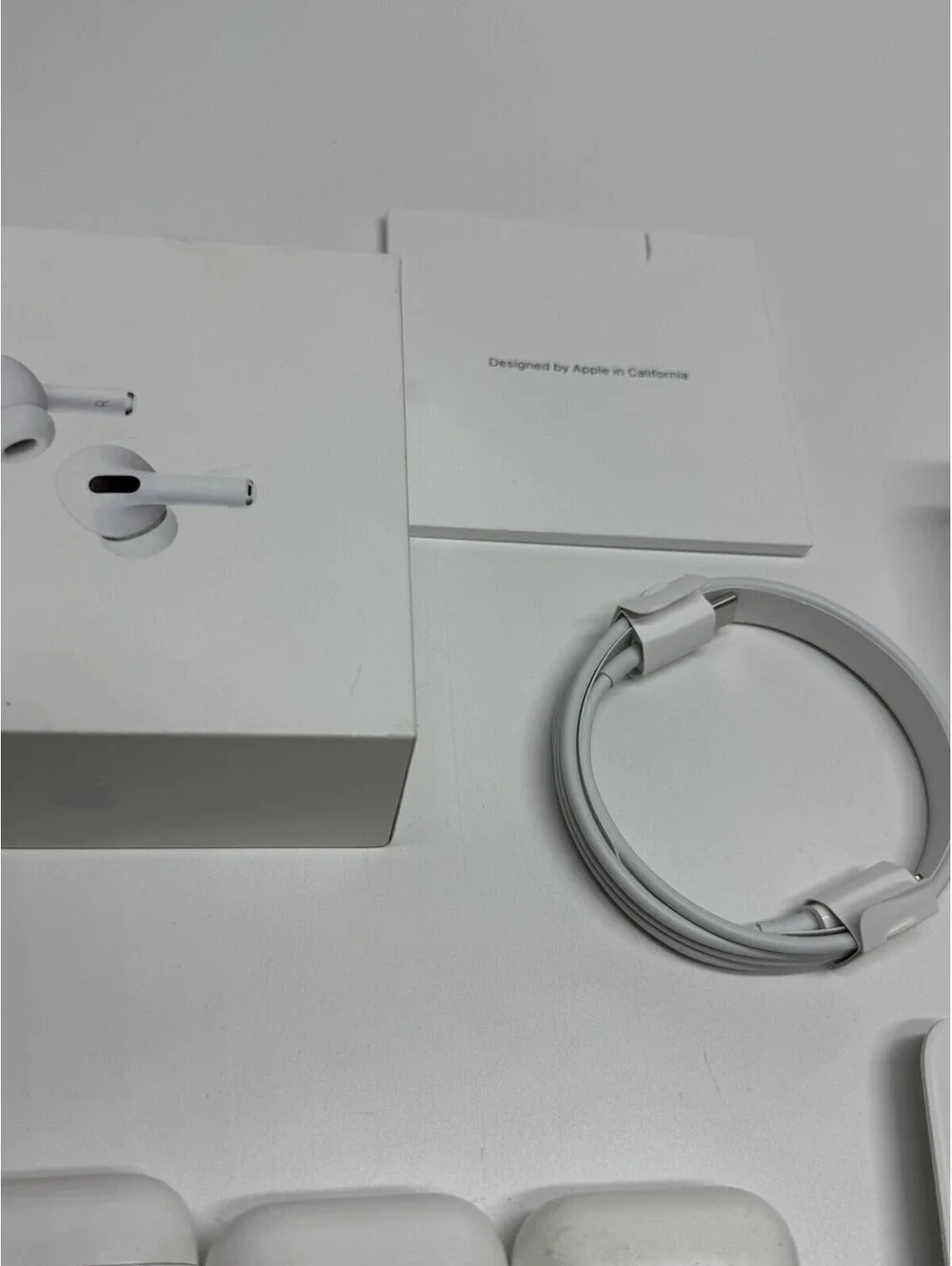 Apple airpods mixed